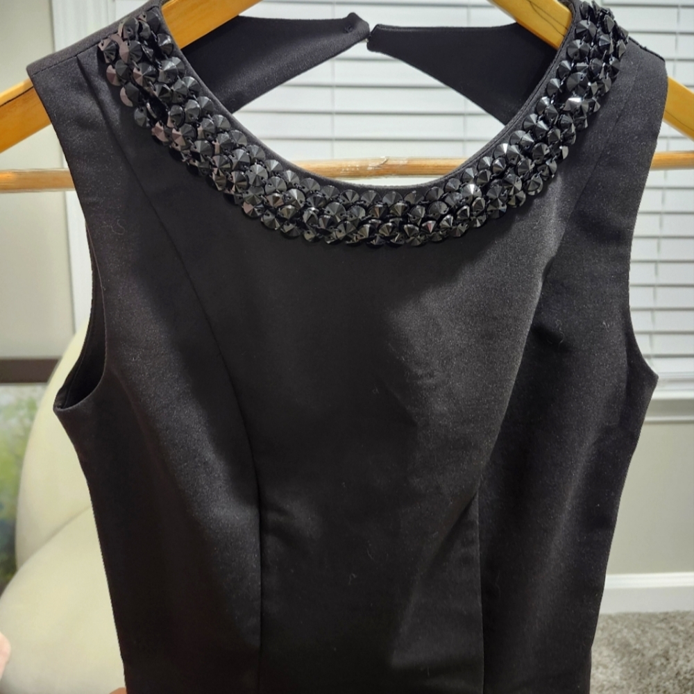LIKE NEW H&M JEWEL collar black dress size 2 business formal